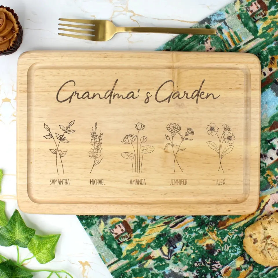 Custom Birth Flower Bamboo Cutting Board Mother's Day Gift